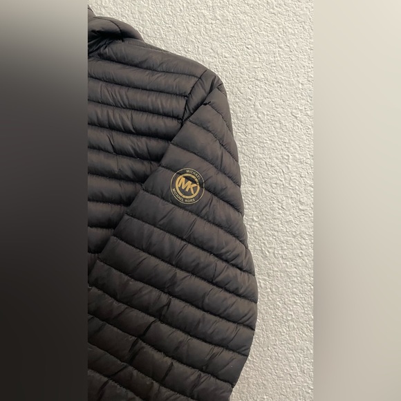 Michael Kors Packable Down Jacket with Detachable Hoodie XL - Picture 6 of 9